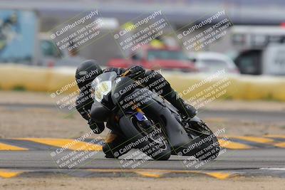 media/Jan-15-2023-SoCal Trackdays (Sun) [[c1237a034a]]/Turn 2 Set 2 (1155am)/